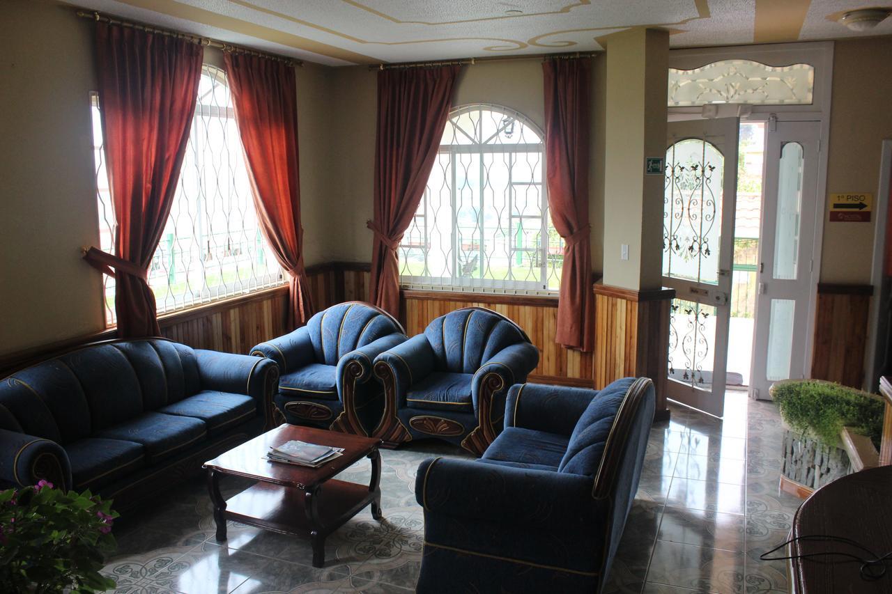 Hostal Mirador De Otavalo Bagian luar foto
