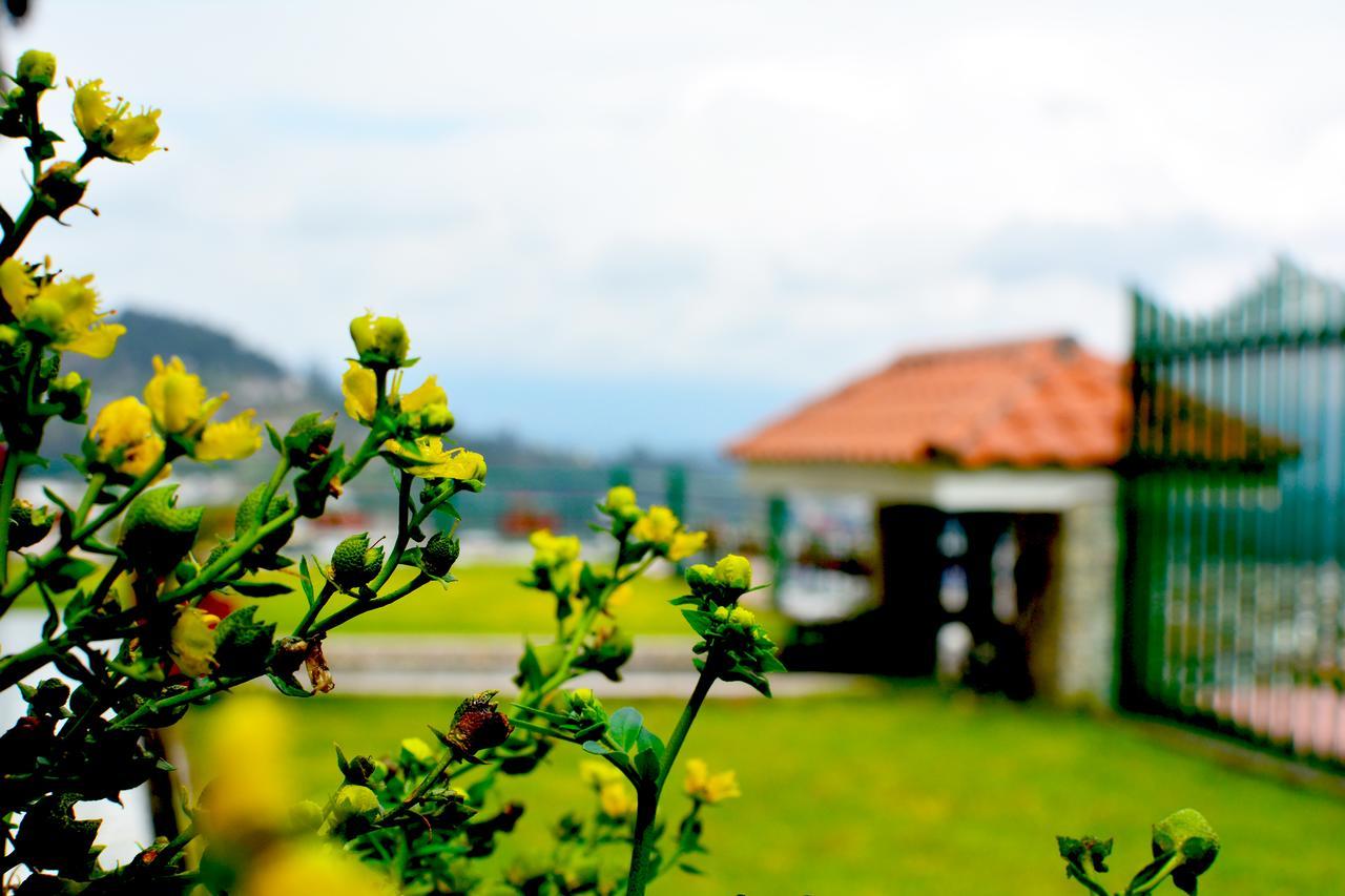 Hostal Mirador De Otavalo Bagian luar foto